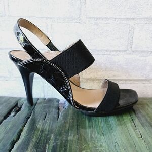Donald Pliner Heels‎